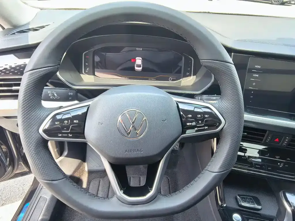 Volkswagen Passat 2023 из CN, фото 5