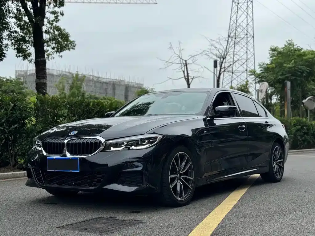 BMW 3 Series 2021 из CN, фото 1