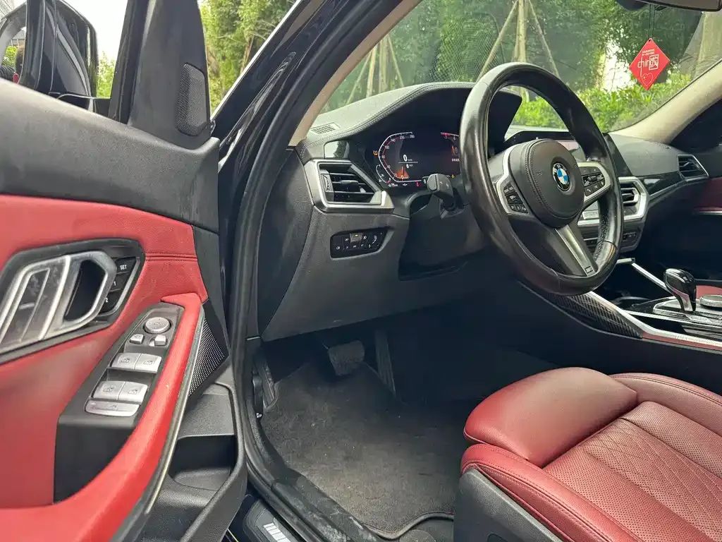 BMW 3 Series 2021 из CN, фото 8
