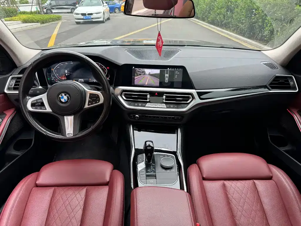 BMW 3 Series 2021 из CN, фото 4
