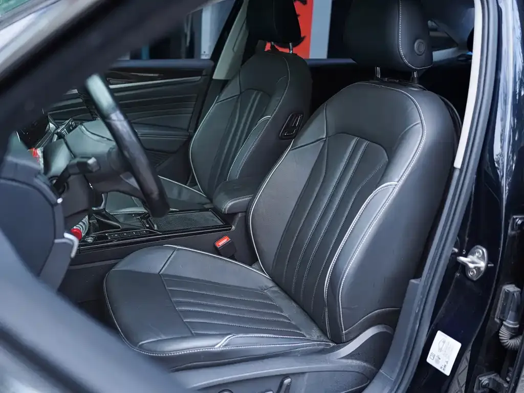 Volkswagen Passat New Energy 2023 из CN, фото 8