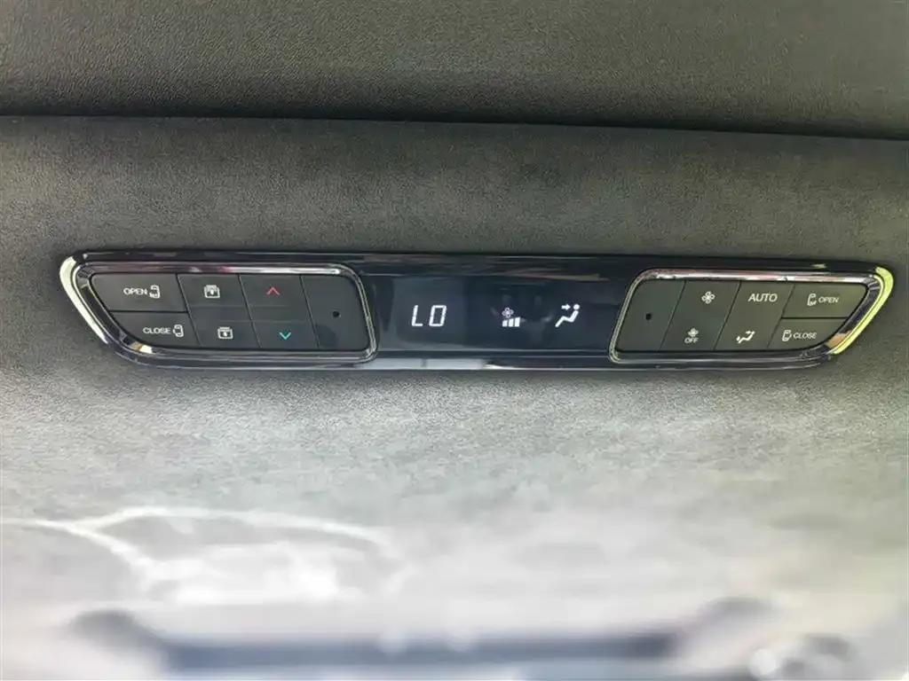 GAC Motor Trumpchi M8 — фото 2