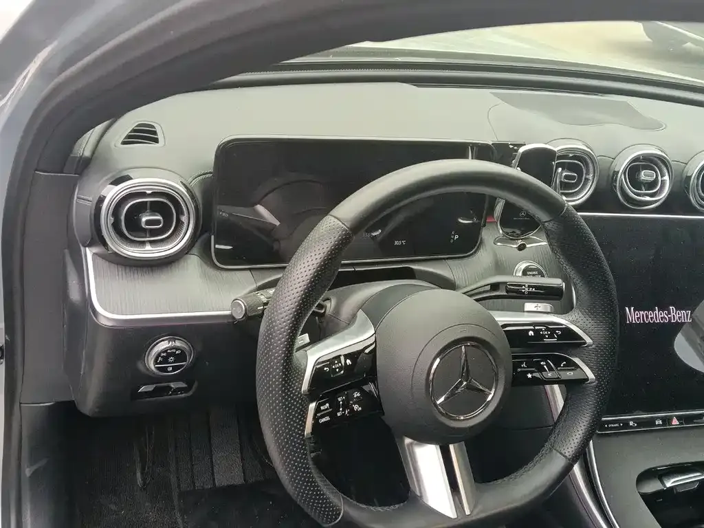 Mercedes-Benz C-Class 2024 из CN, фото 10