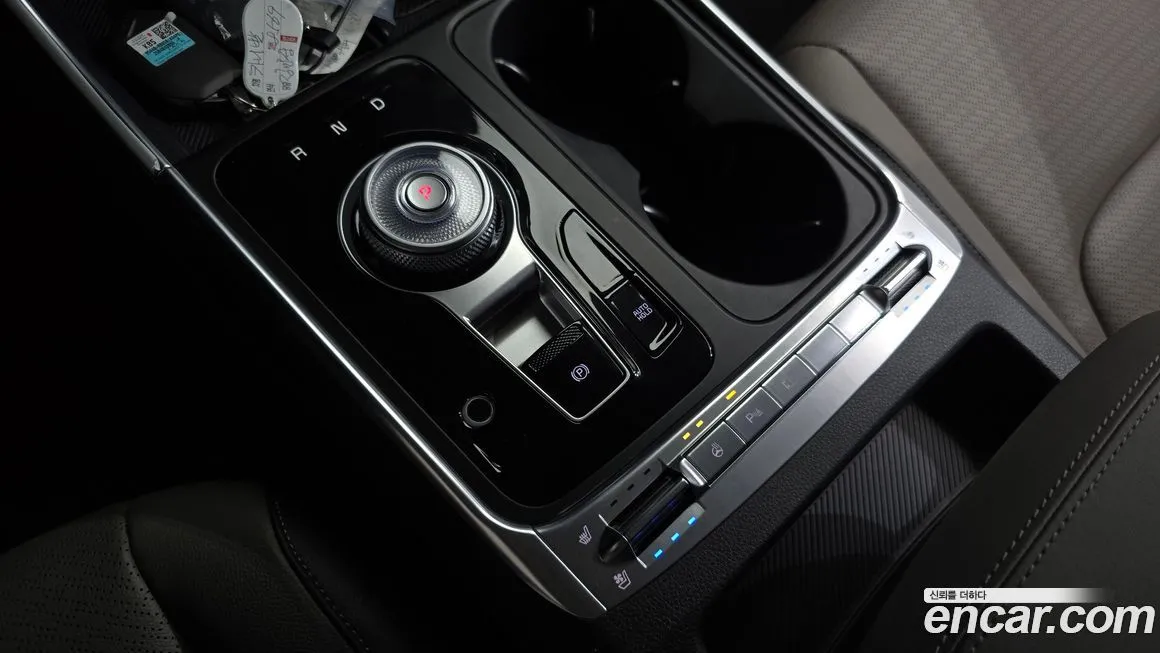 Kia Carnival — фото 10