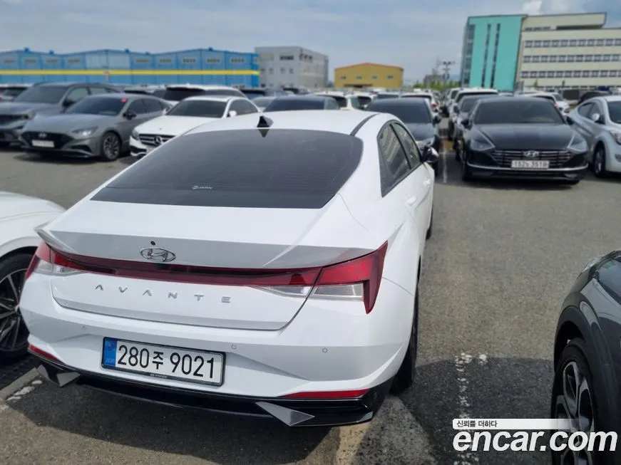 Hyundai AVANTE — фото 7