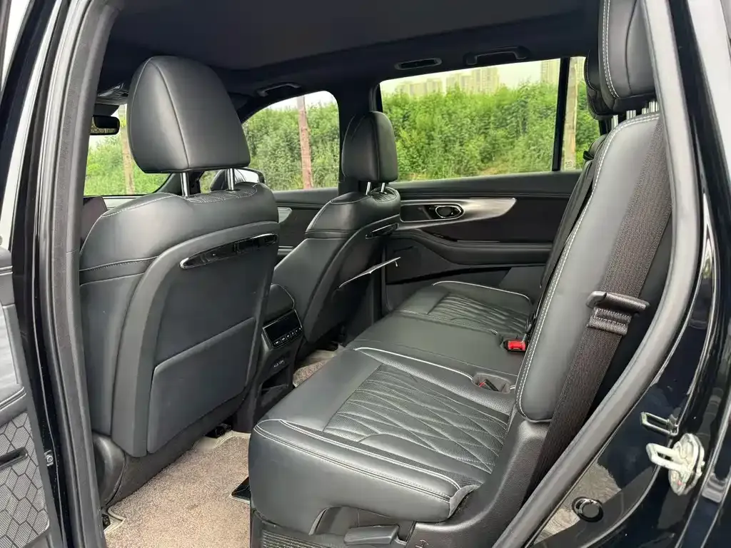 GAC Motor Trumpchi GS8 — фото 8