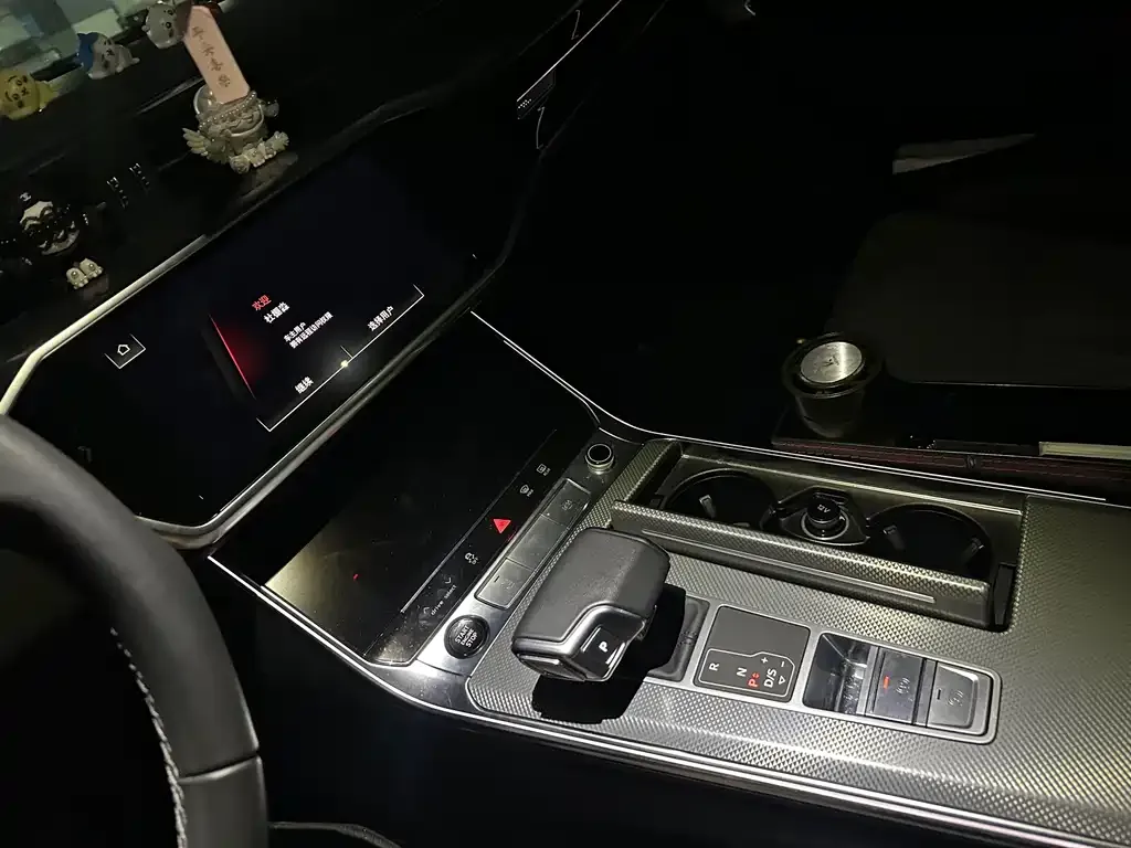 Audi A6L 2024 из CN, фото 7