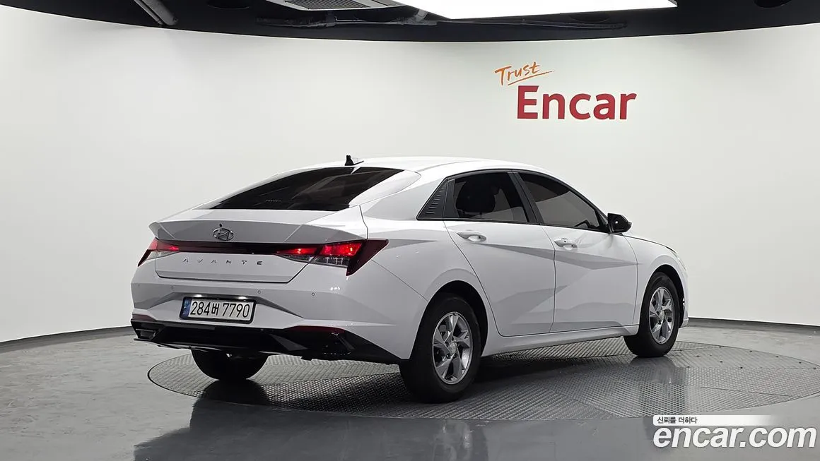 Hyundai AVANTE — фото 7