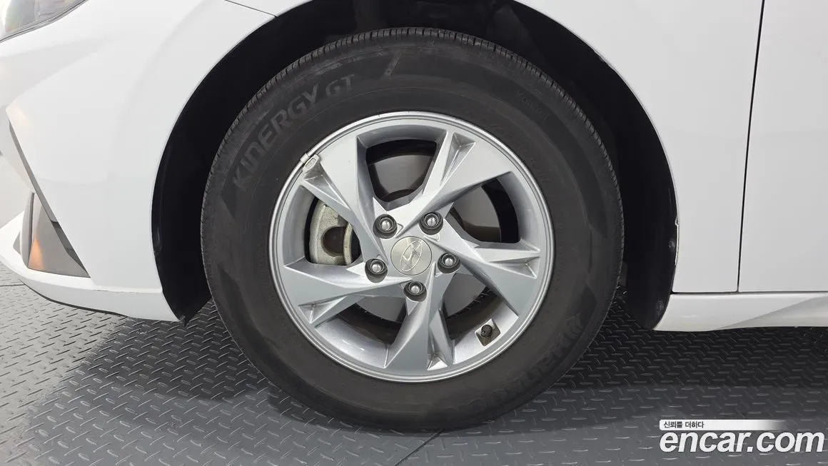 Hyundai AVANTE — фото 6