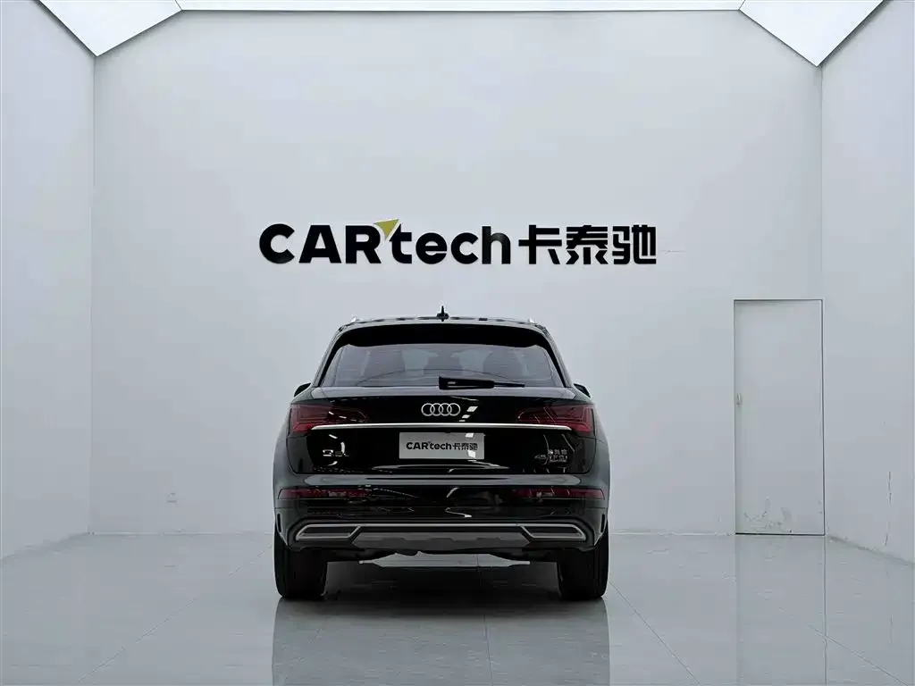 Audi Q5L — фото 4