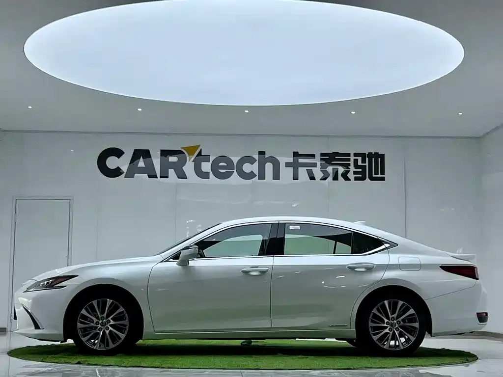 Lexus ES 2021 из CN, фото 8