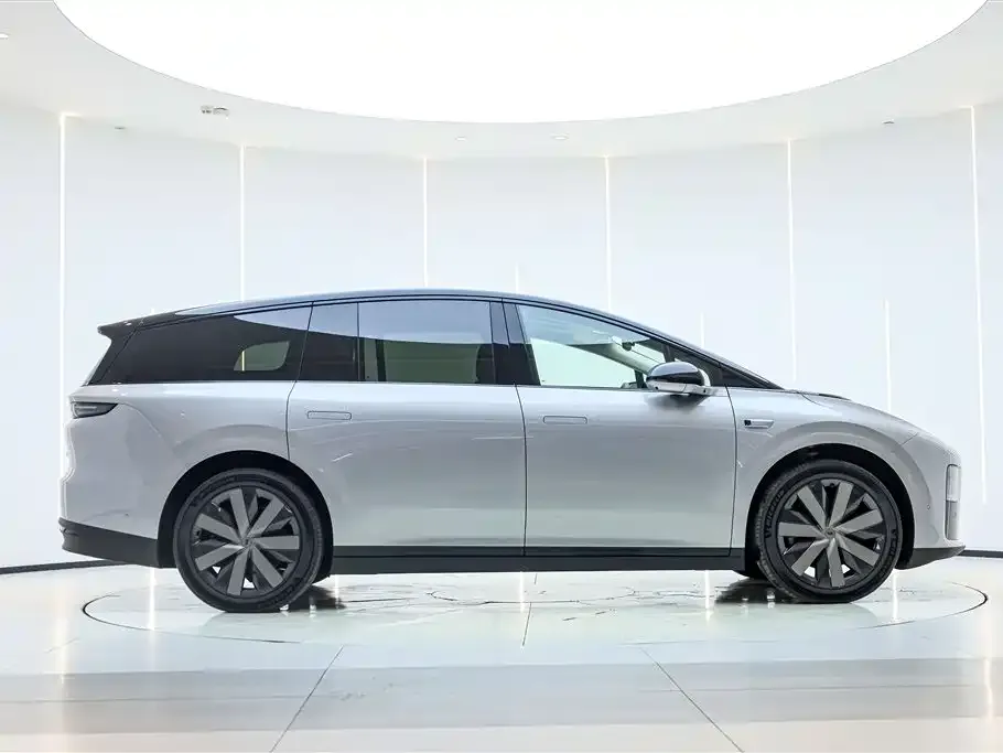 Li Auto i8 2025 из CN, фото 8