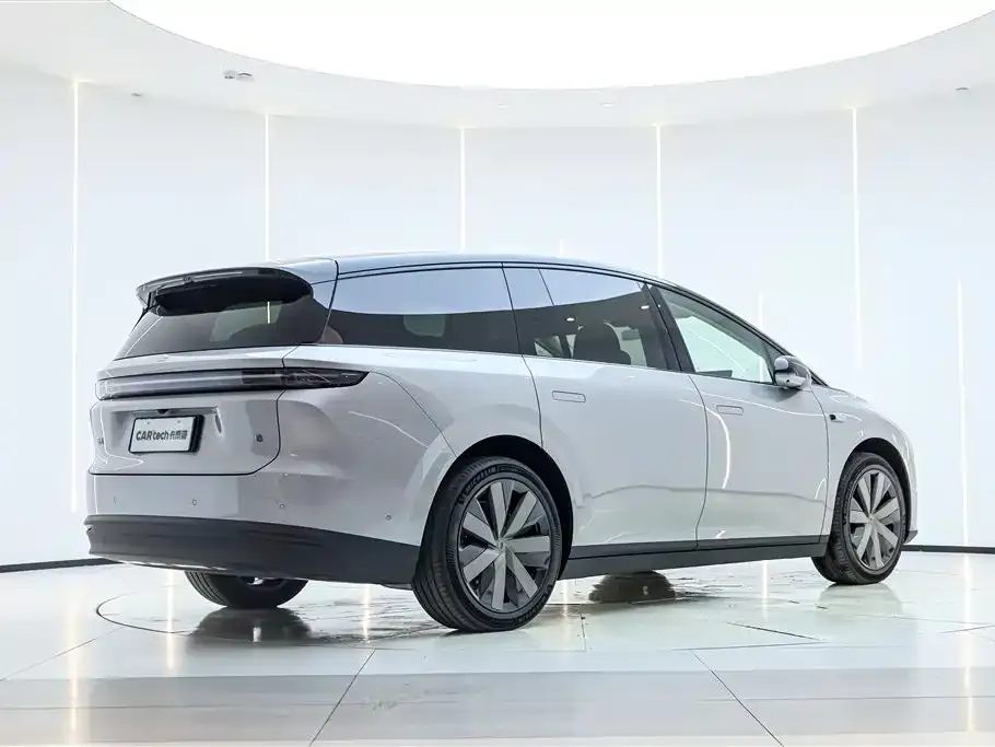 Li Auto i8 2025 из CN, фото 2