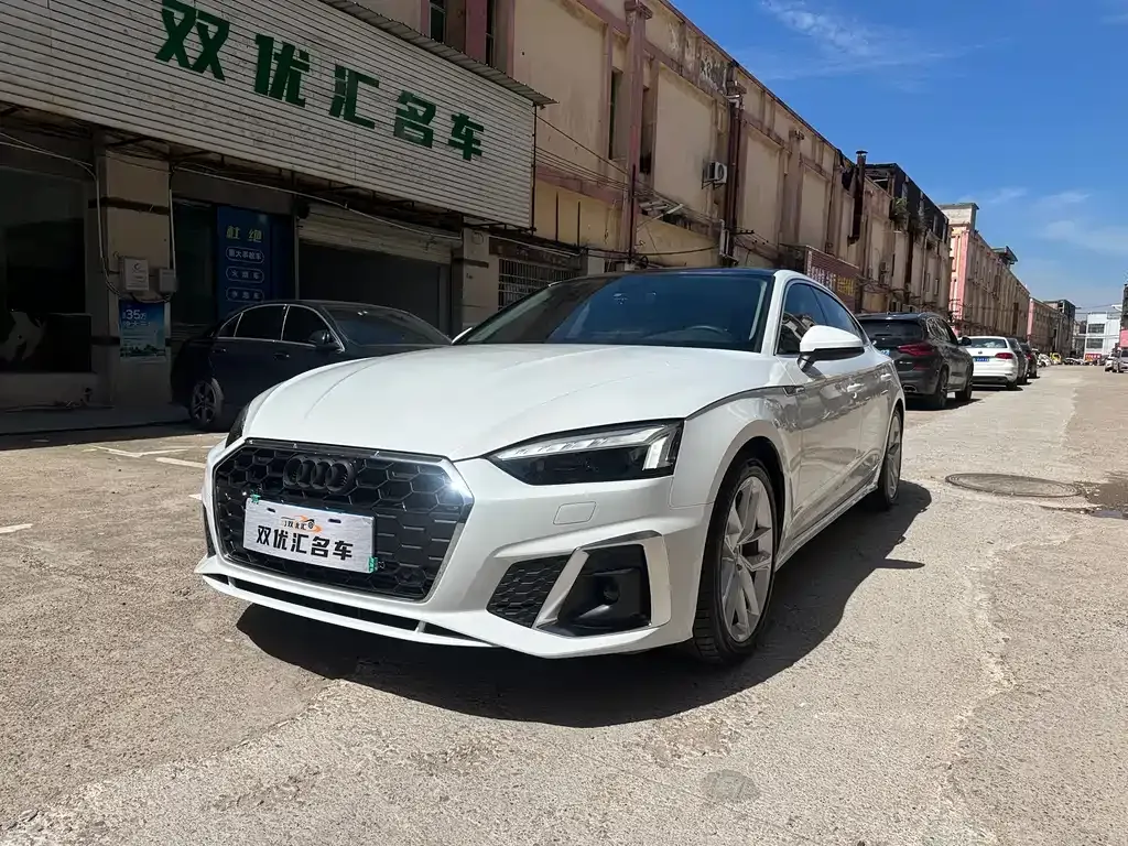 Audi A5 (Import) 2024 из CN, фото 1