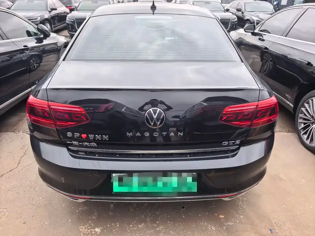 Volkswagen Magotan GTE PHEV 2023 из CN, фото 9