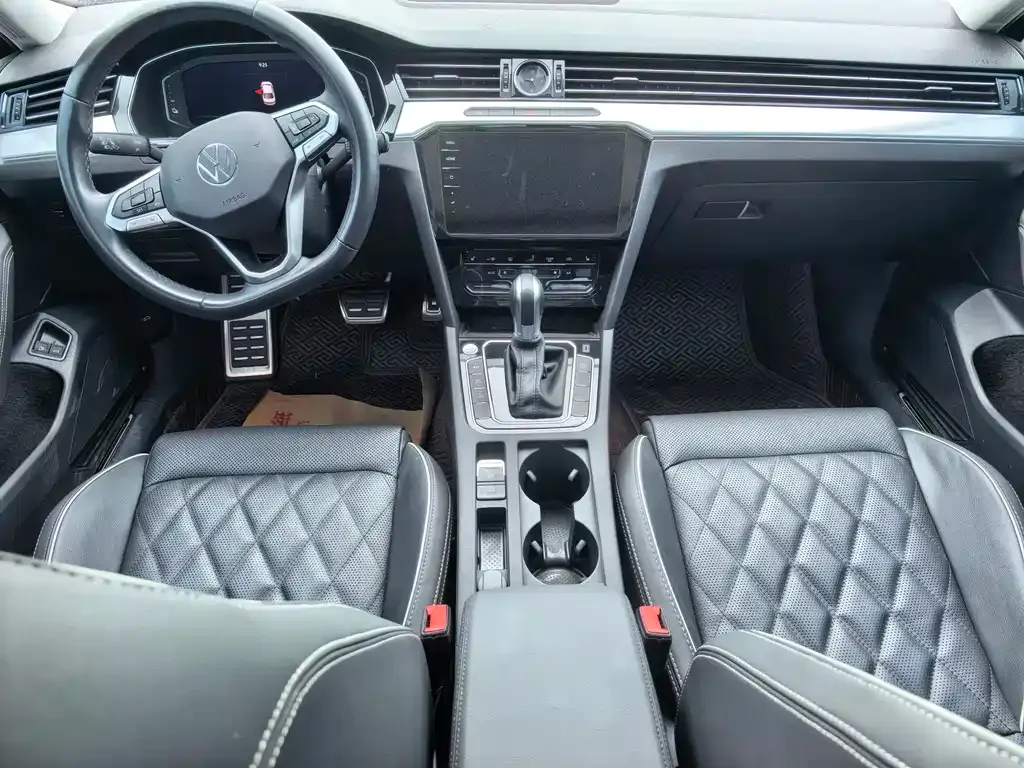 Volkswagen Magotan GTE PHEV 2023 из CN, фото 8