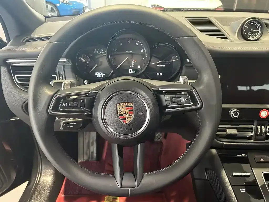 Porsche Macan 2024 из CN, фото 9
