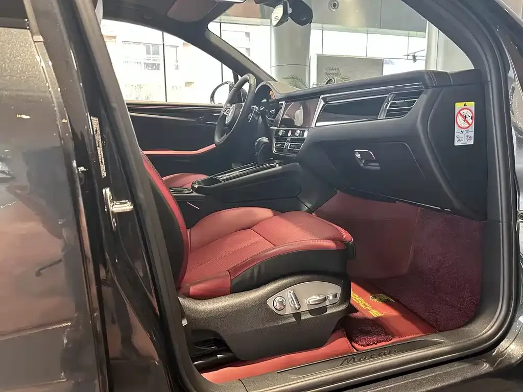 Porsche Macan 2024 из CN, фото 7