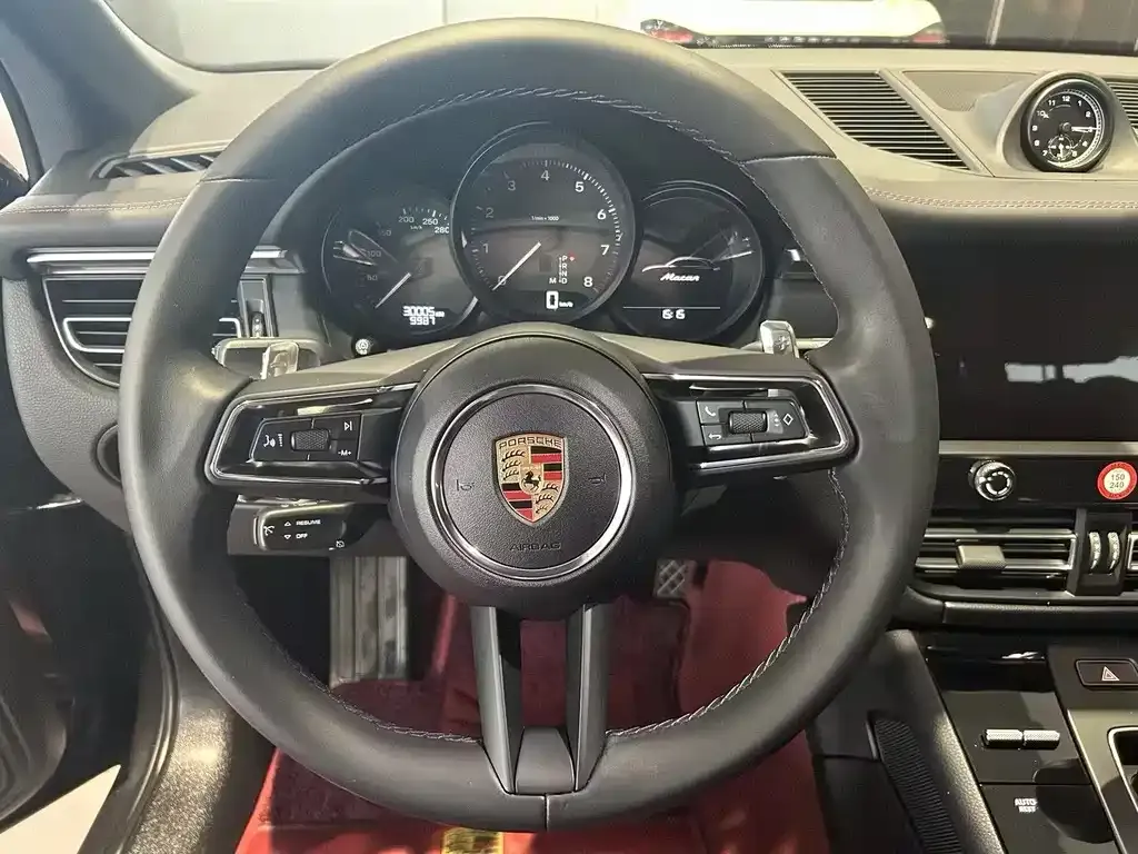 Porsche Macan 2024 из CN, фото 8