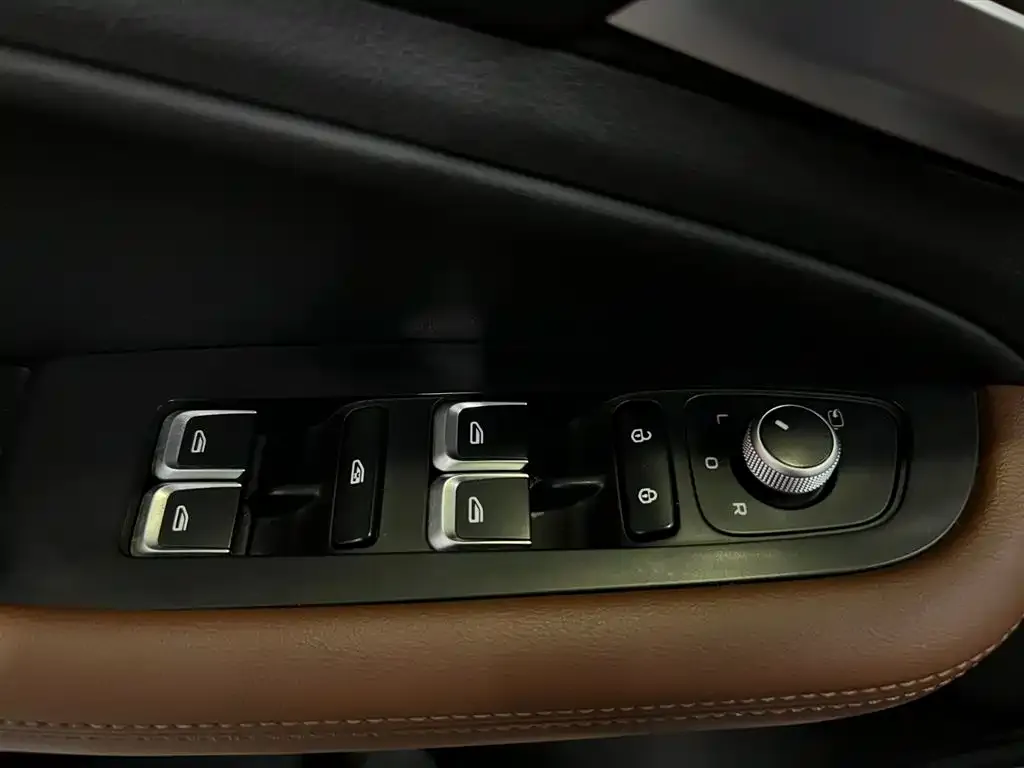 Geely Vision X6 2022 из CN, фото 9