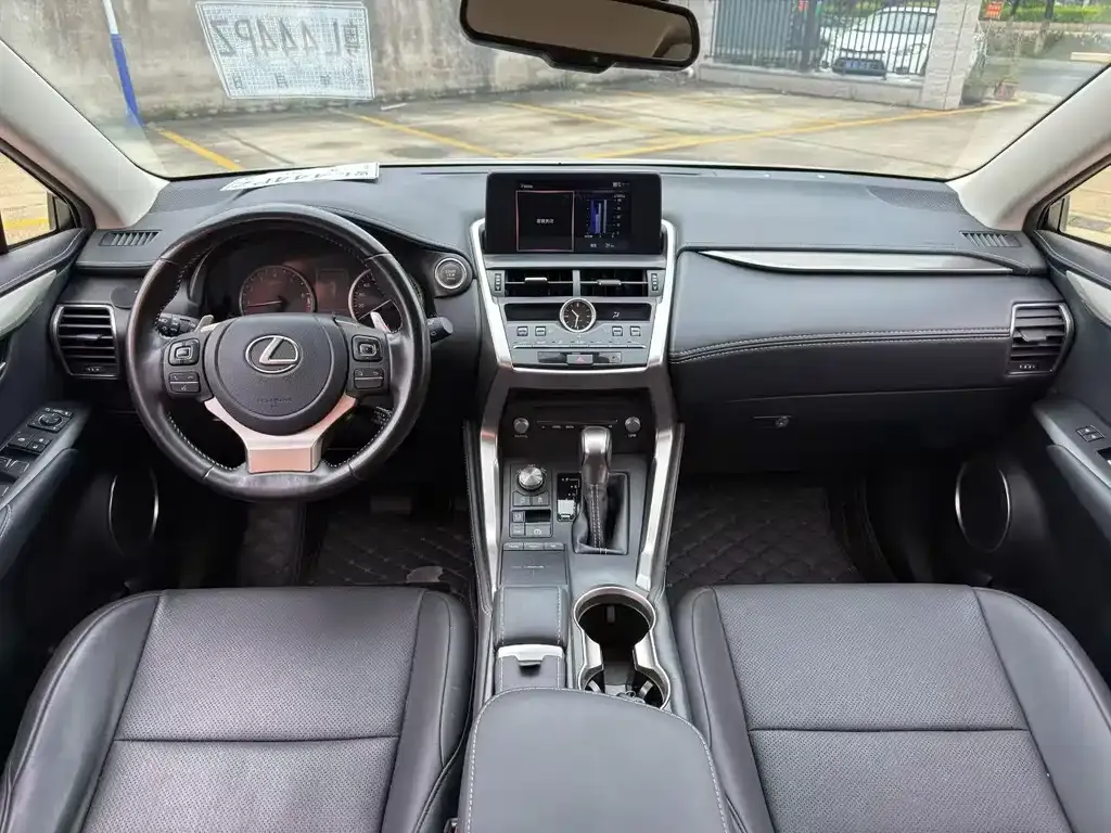 Lexus NX 2021 из CN, фото 2