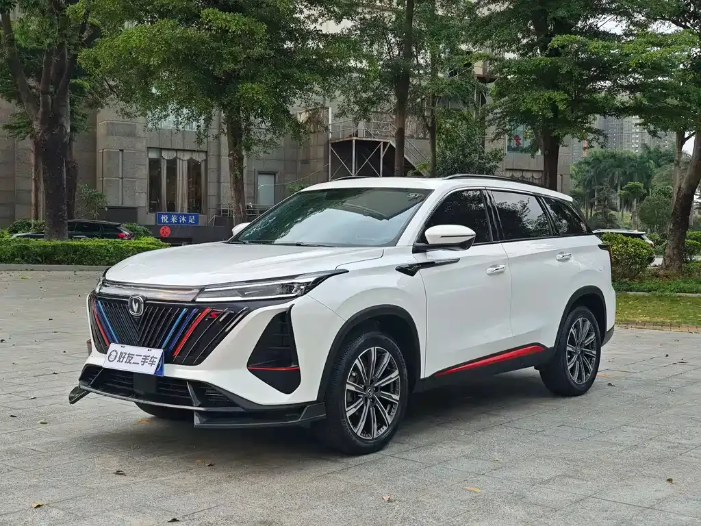 Changan CS75PLUS — фото 1