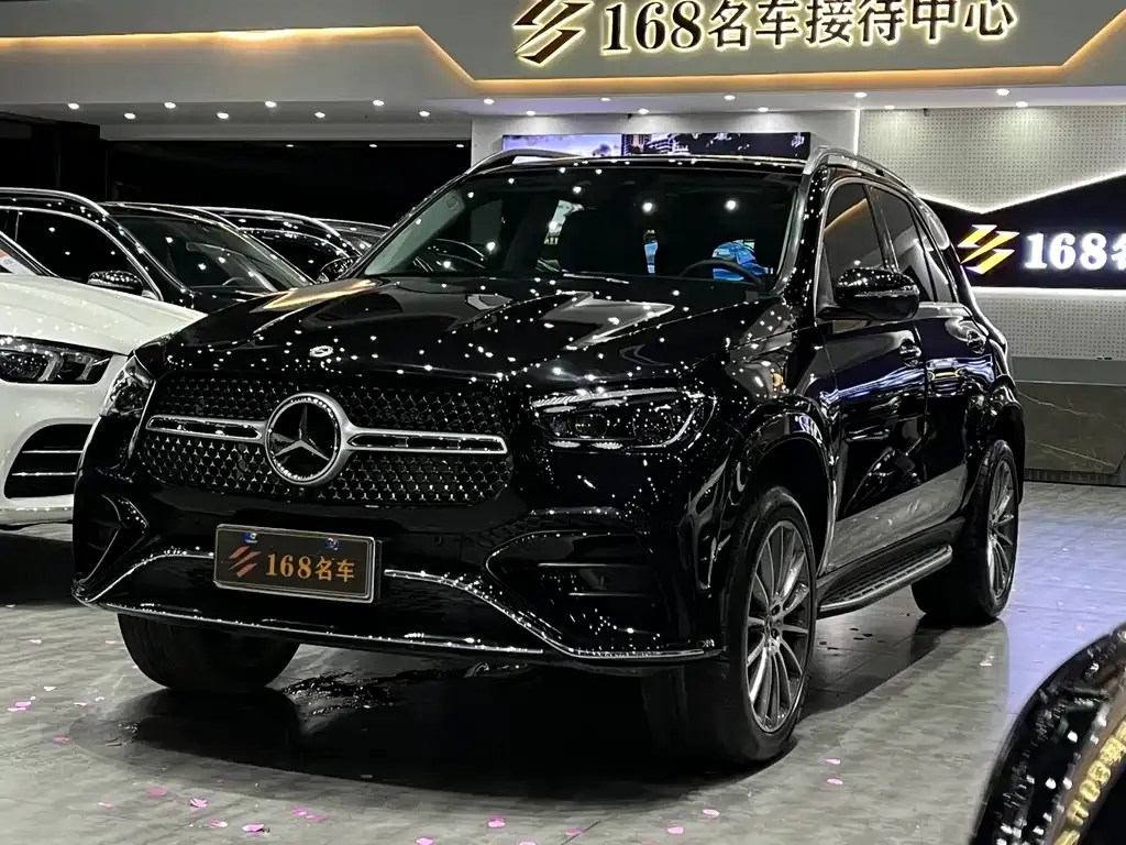 Mercedes-Benz GLE — фото 1