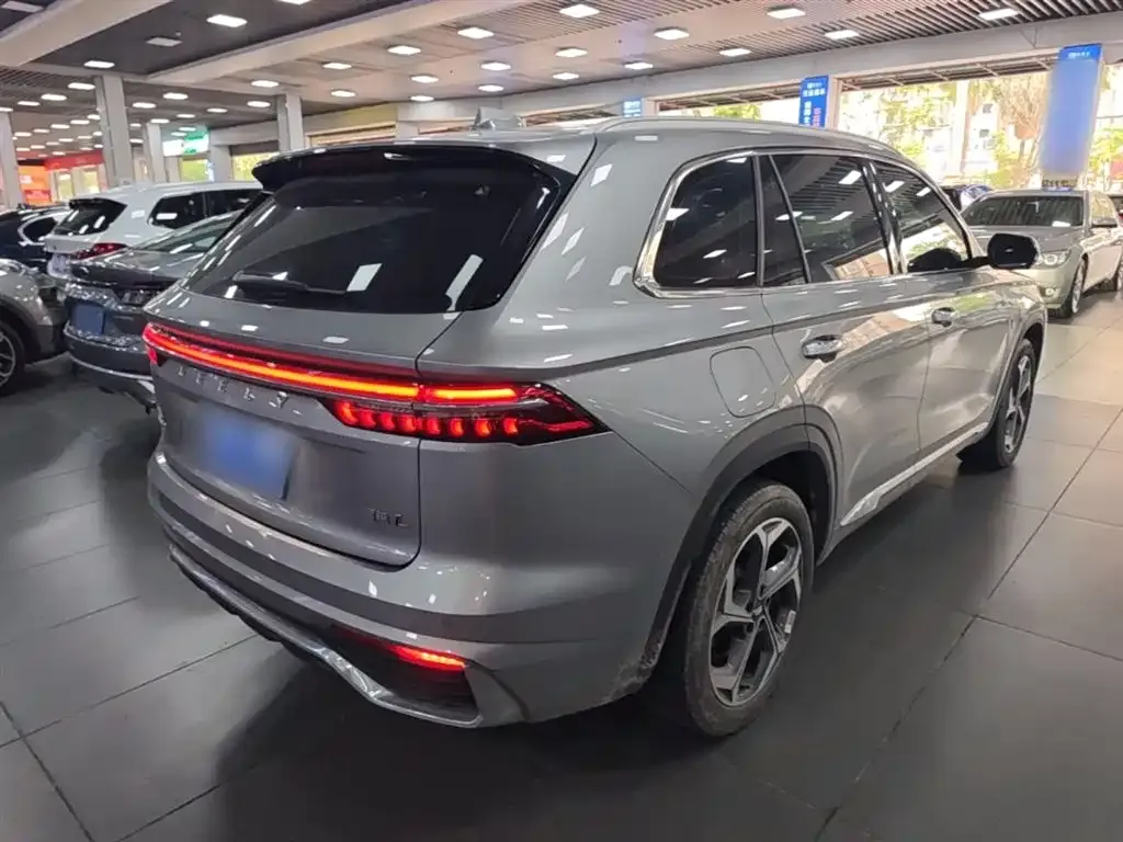 Geely Xingyue L — фото 4