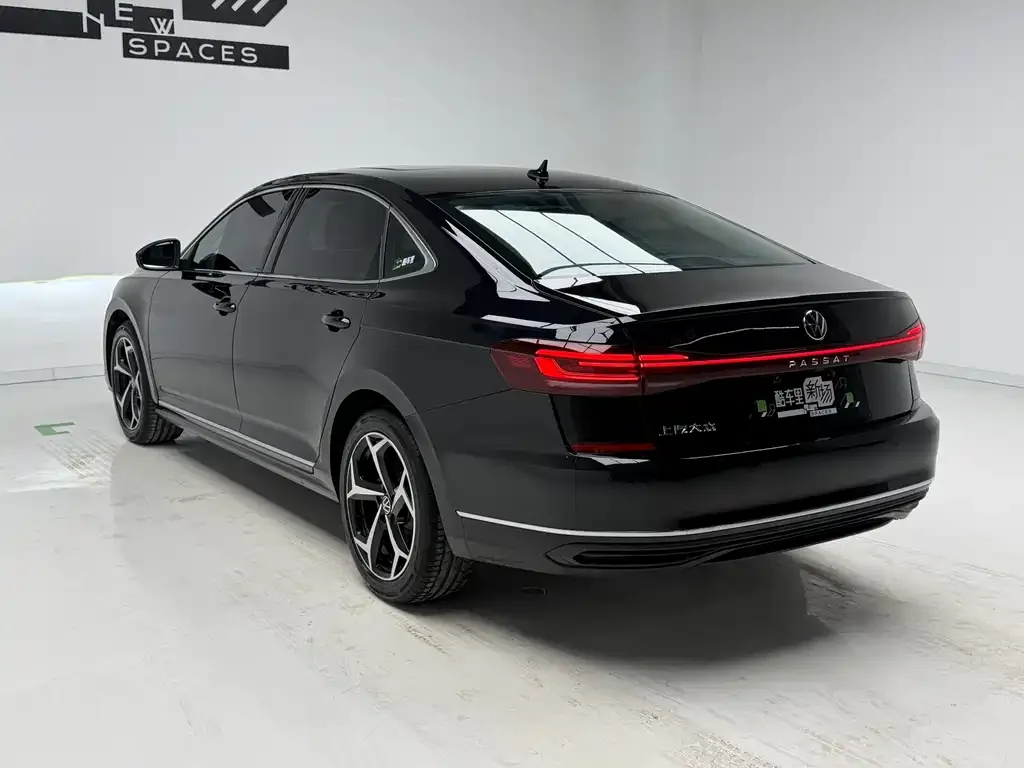 Volkswagen Passat — фото 6