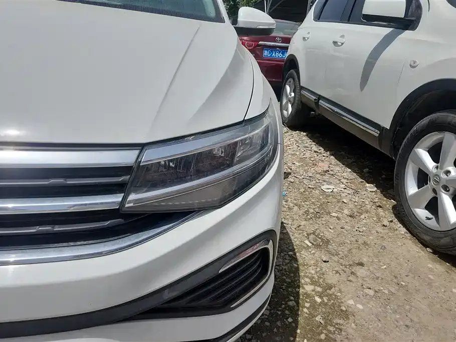 Volkswagen Bora 2022 из CN, фото 9