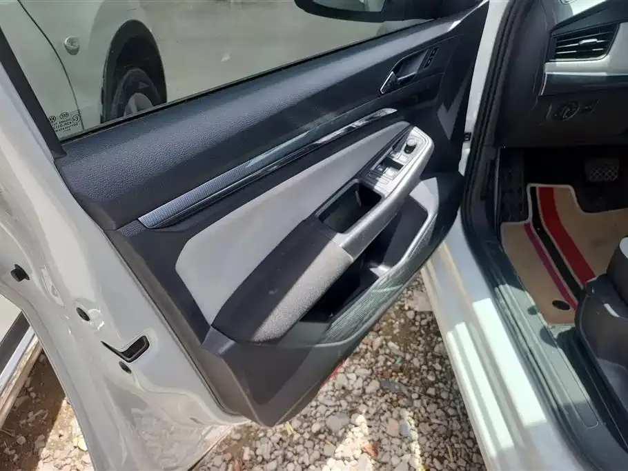 Volkswagen Bora 2022 из CN, фото 5
