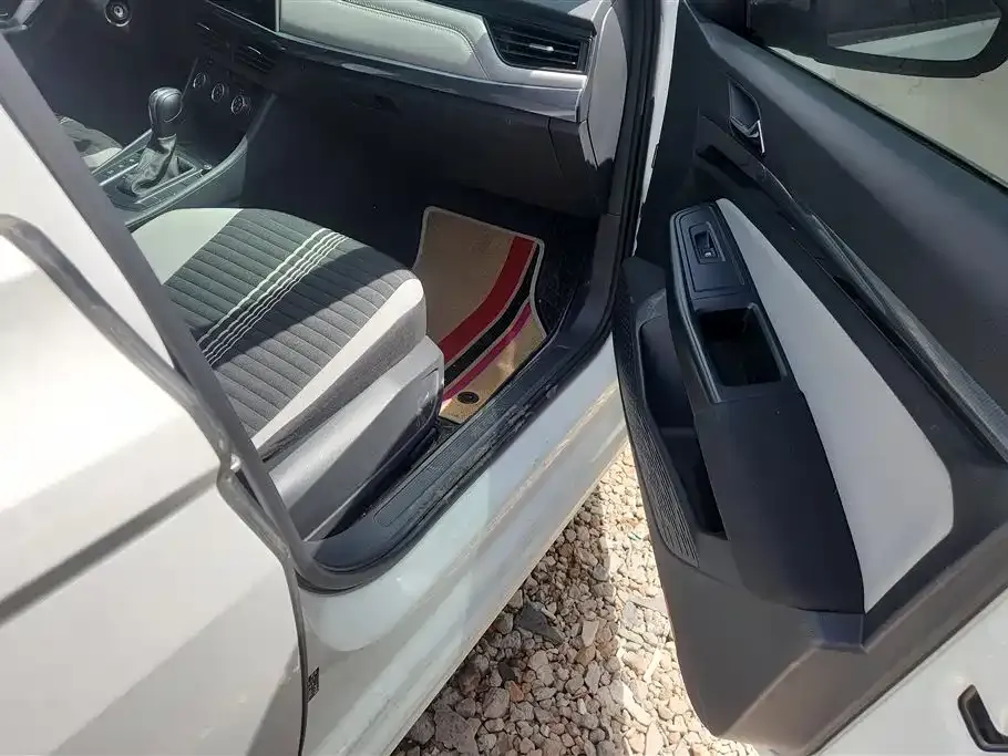 Volkswagen Bora 2022 из CN, фото 7
