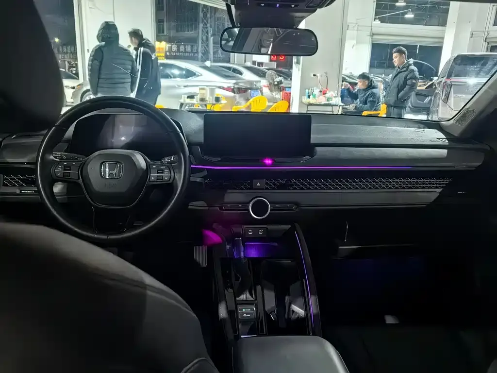 Honda Accord — фото 3