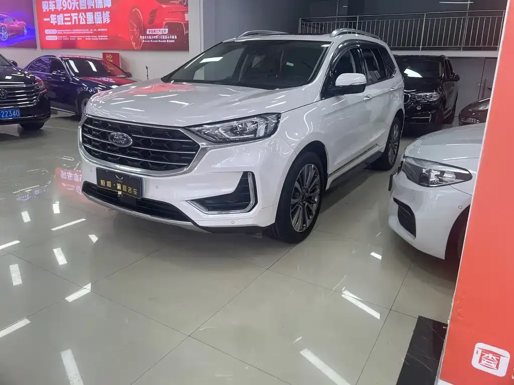 Ford Edge 2023 из CN, фото 1