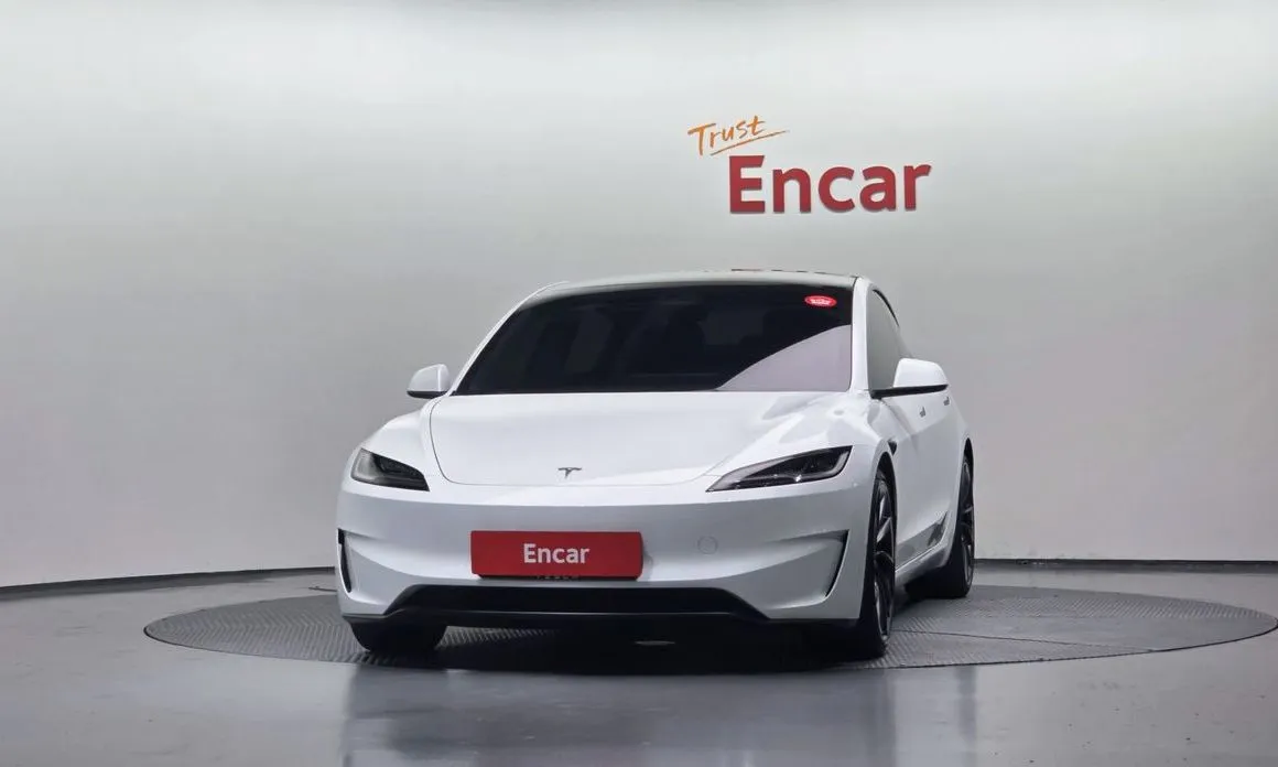 Tesla Model 3 — фото 2