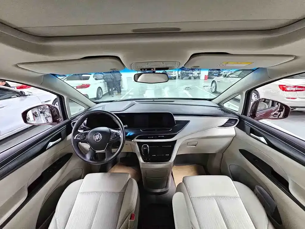 Buick GL8 2023 из CN, фото 10