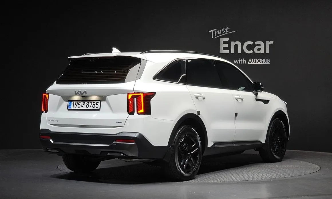 Kia Sorento — фото 3