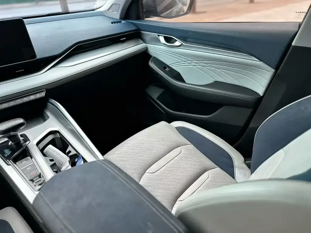 Geely Xingrui 2022 из CN, фото 4