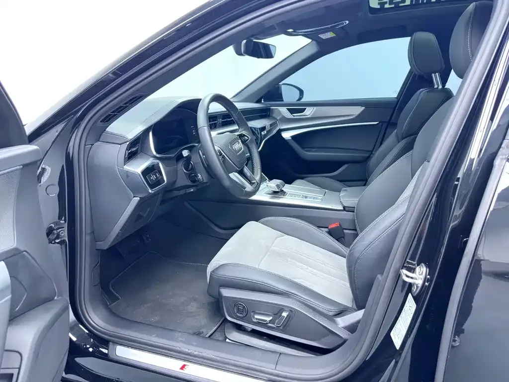 Audi A6L 2024 из CN, фото 9