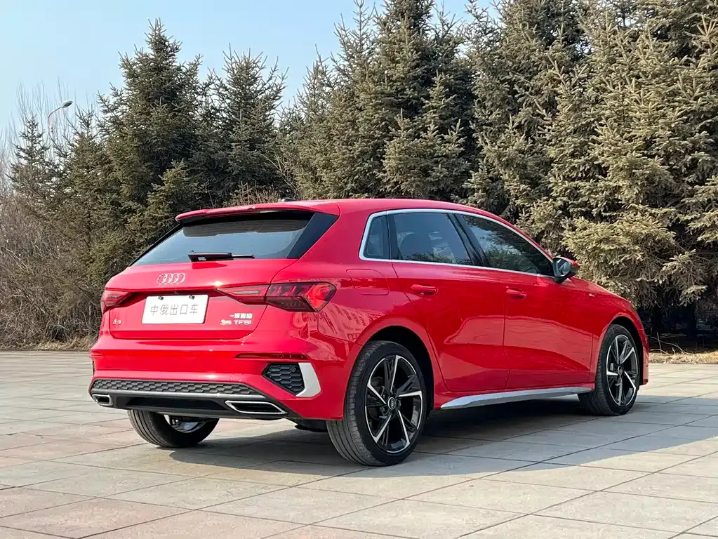 Audi A3 2023 из CN, фото 8