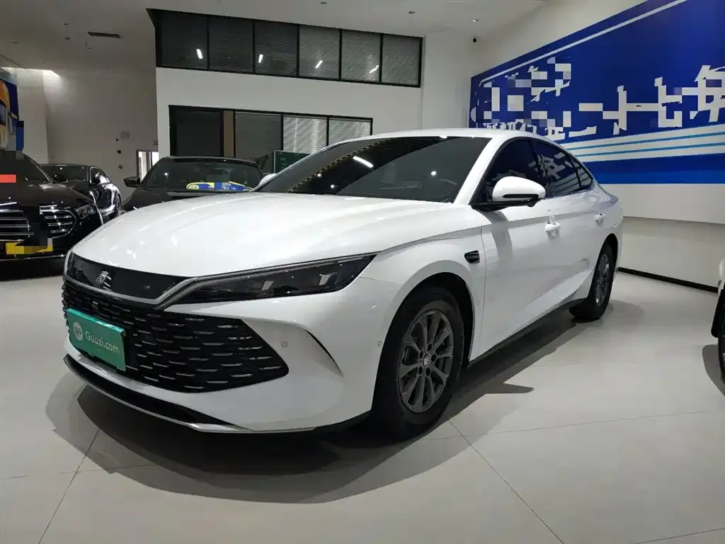 BYD Qin L — фото 5