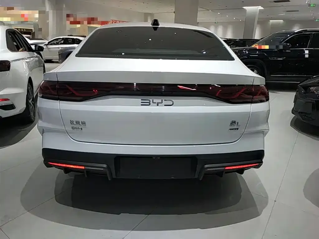 BYD Qin L — фото 3