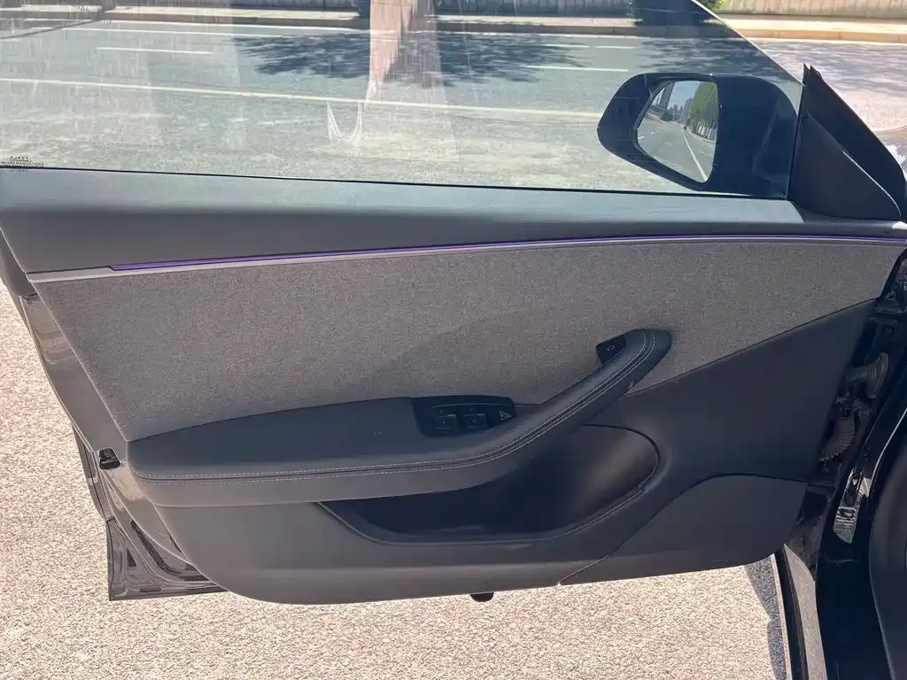 Tesla Model 3 2025 из CN, фото 9