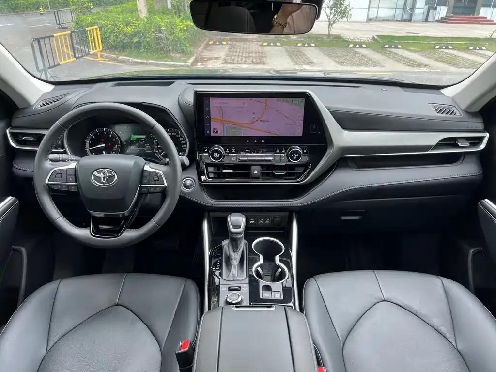 Toyota Highlander 2024 из CN, фото 5