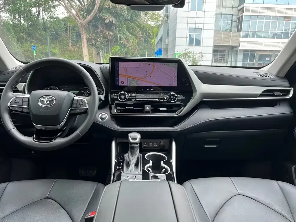 Toyota Highlander 2024 из CN, фото 7