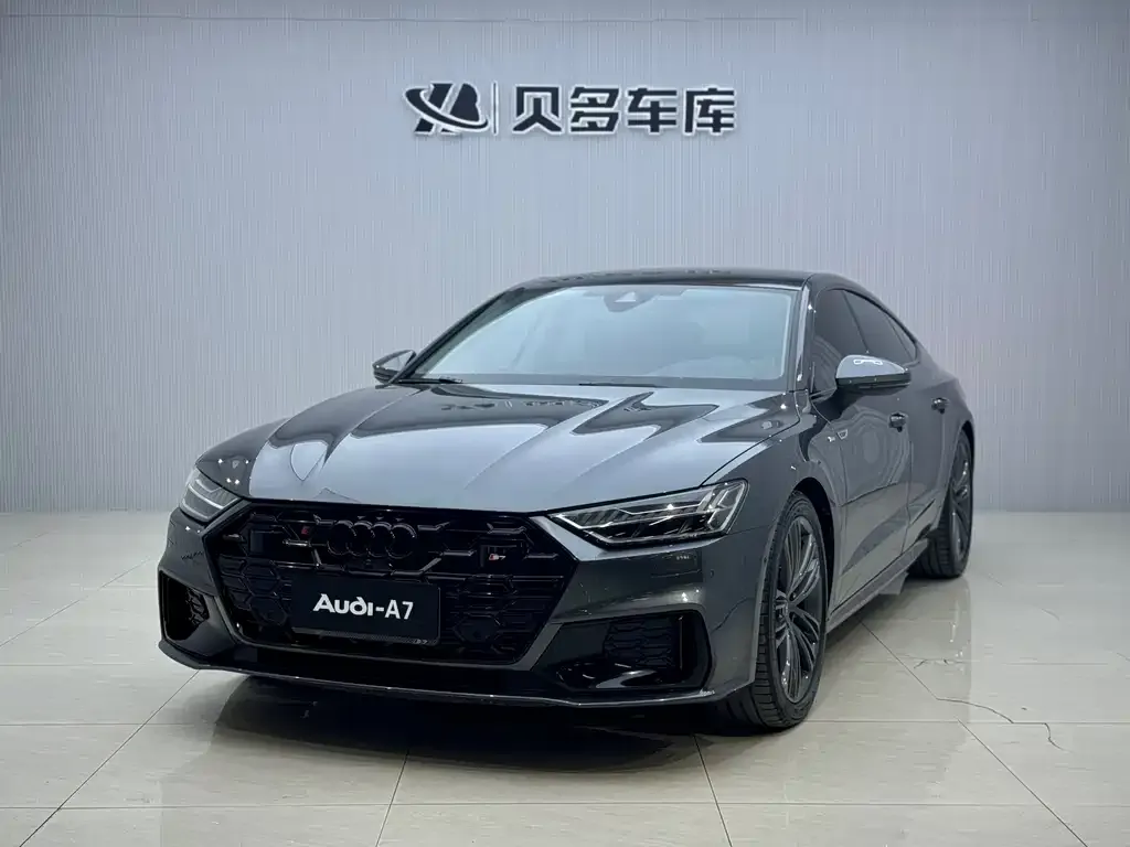Audi A7 — фото 1