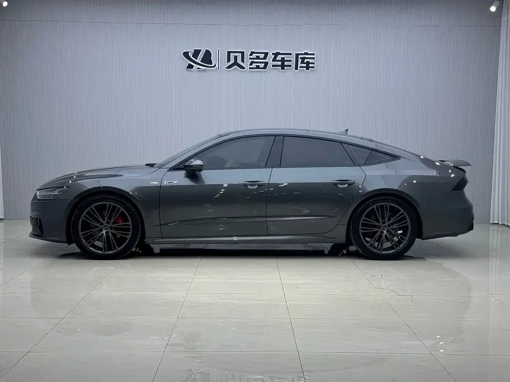 Audi A7 — фото 8