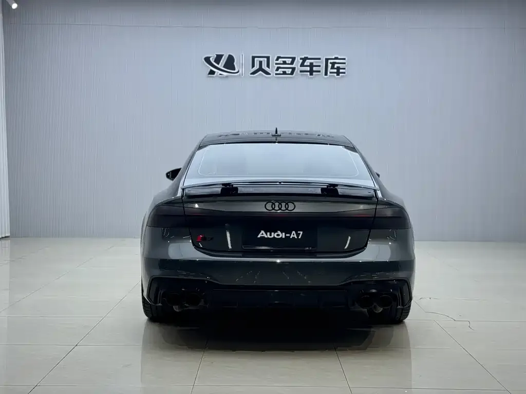 Audi A7 — фото 7