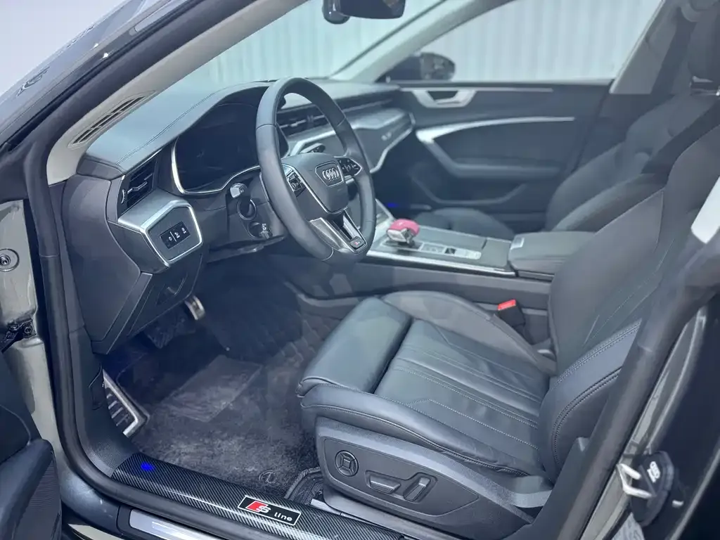 Audi A7 — фото 10