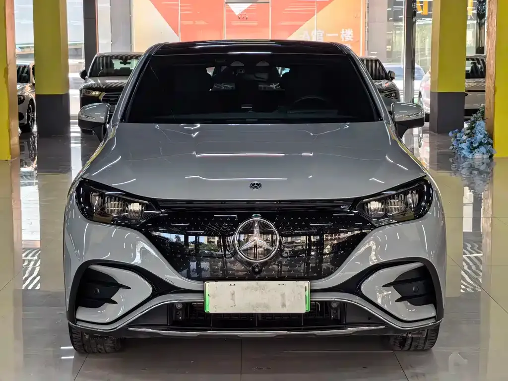 Mercedes-Benz EQE SUV 2023 из CN, фото 8